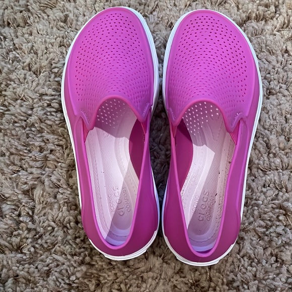 Like New - Picture 3 of 5